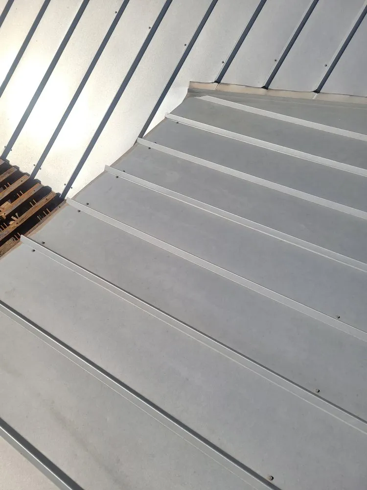 Slide of  Craven Roofing & Construction