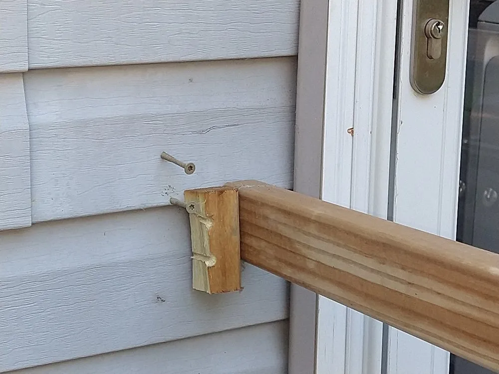 Slide of 1-800-HANSONS