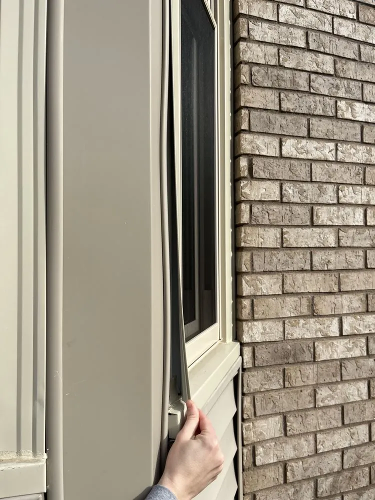 Slide of 1-800-HANSONS