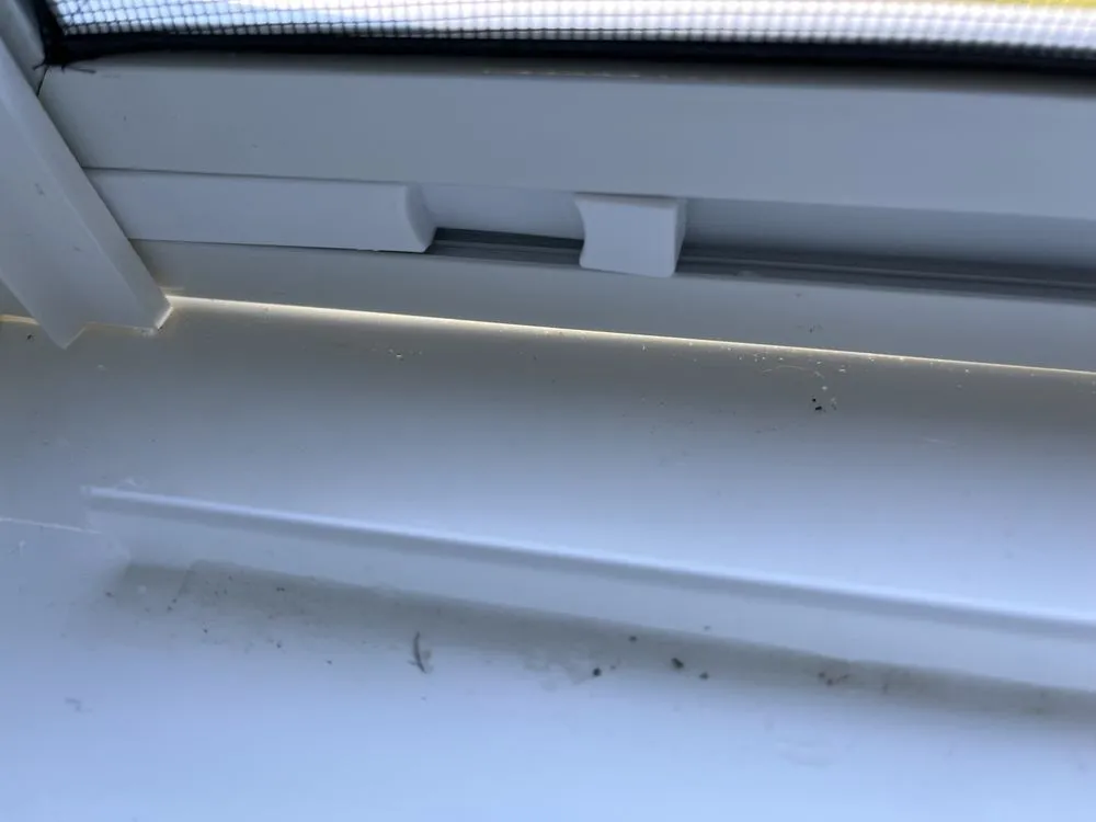 Slide of 1-800-HANSONS