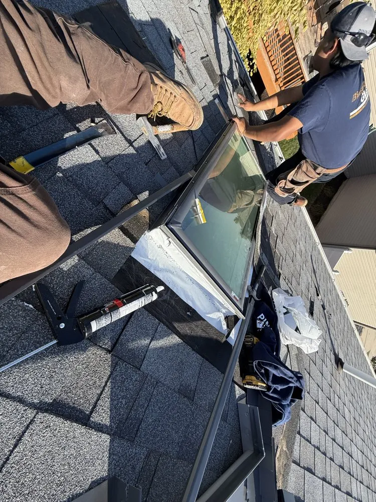 Slide of 1 Oak Exterior