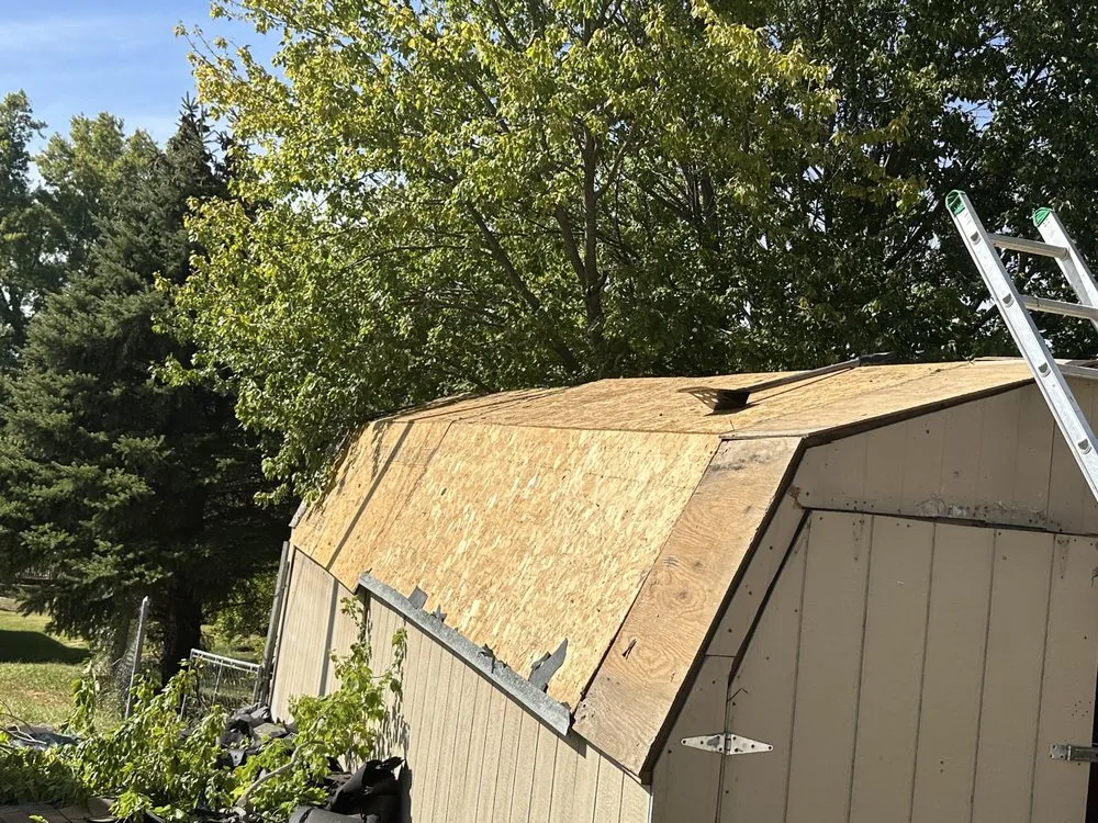 Slide of 1 Oak Exterior