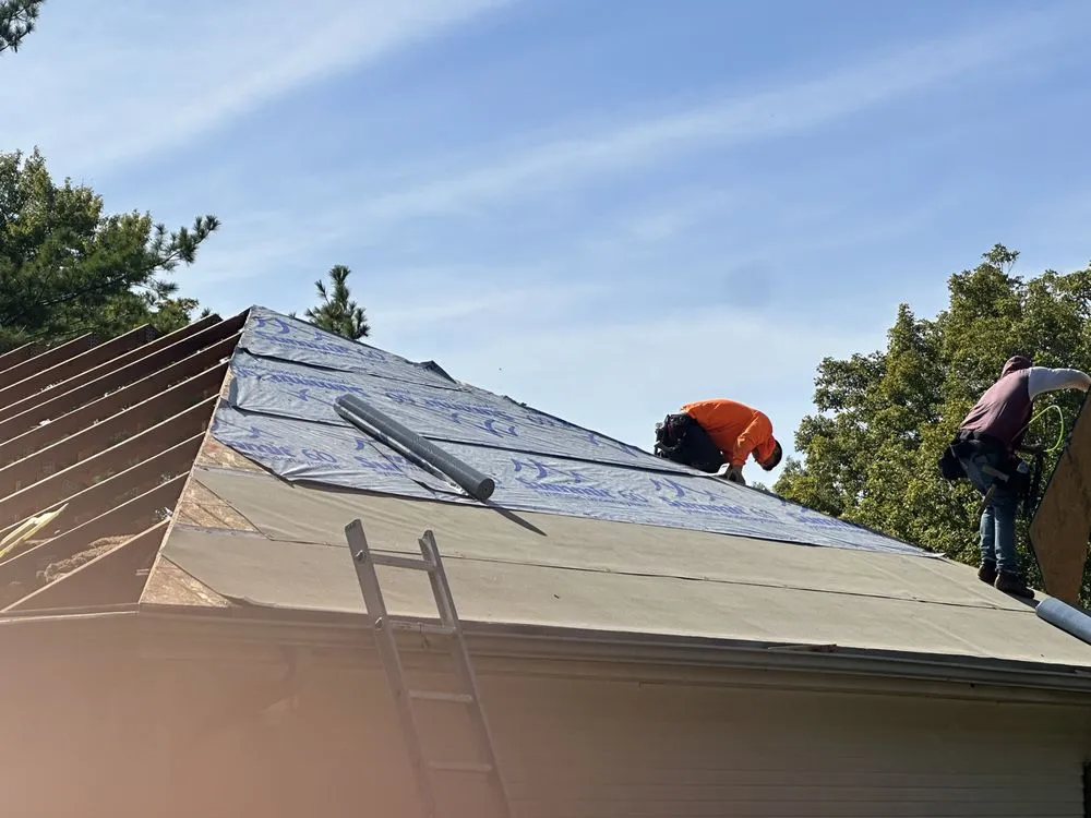 Slide of 1 Oak Exterior