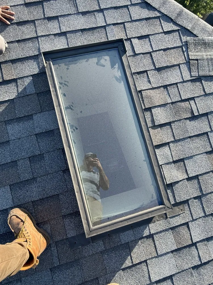 Slide of 1 Oak Exterior