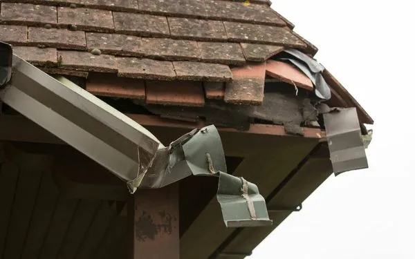 1 Source Roofing and Construction Logo