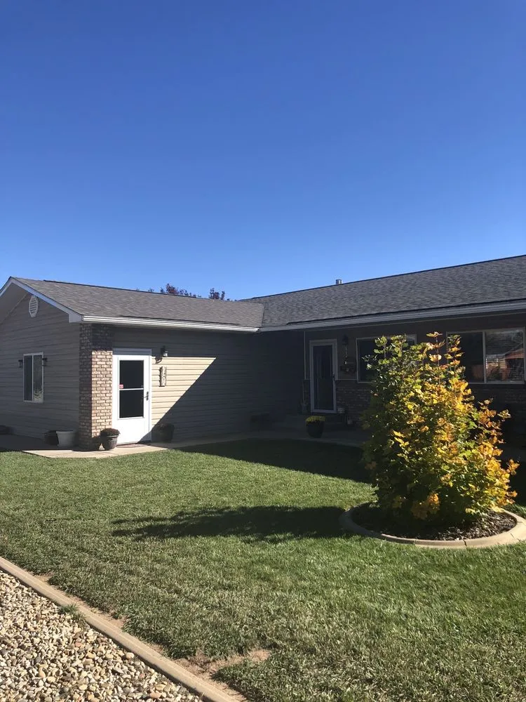 Slide of 1 Valley 2 Peaks