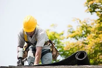 Slide of 10 Men Roofing