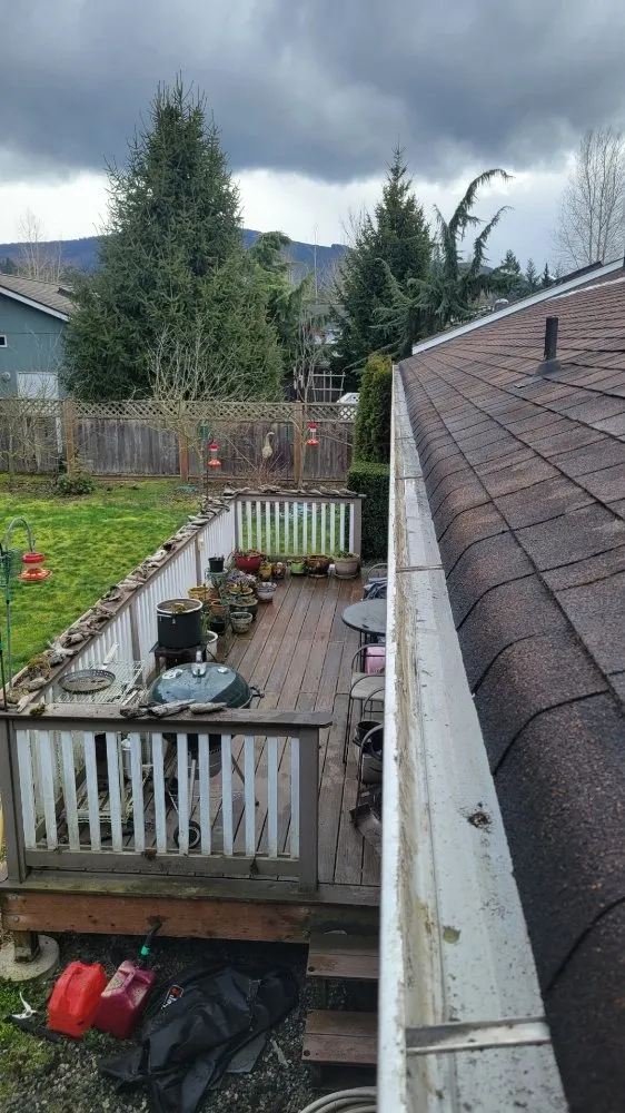 Slide of 101 Roof Cleaning