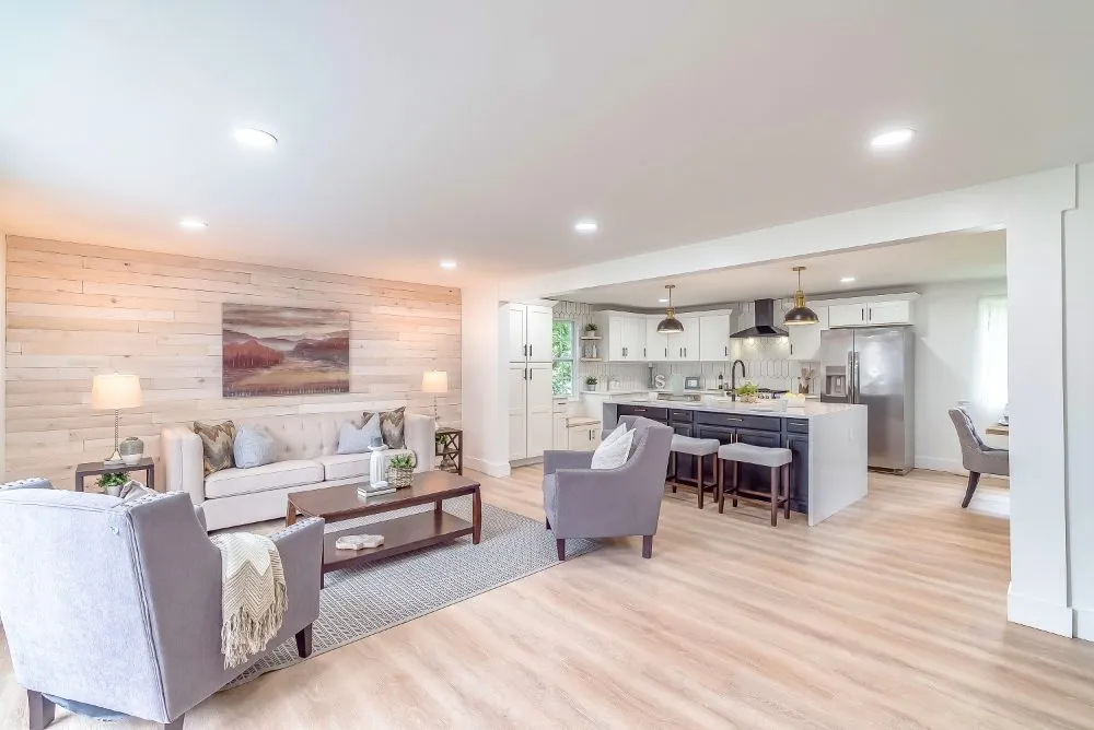 Slide of 10th Avenue Real Estate