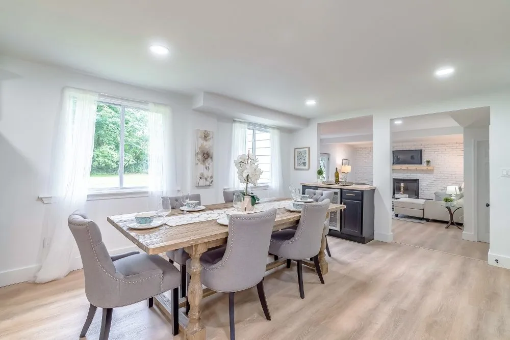 Slide of 10th Avenue Real Estate