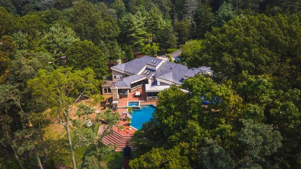 Slide of 111 Roofing