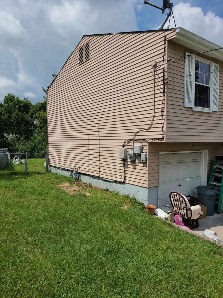 Slide of 123 Exteriors