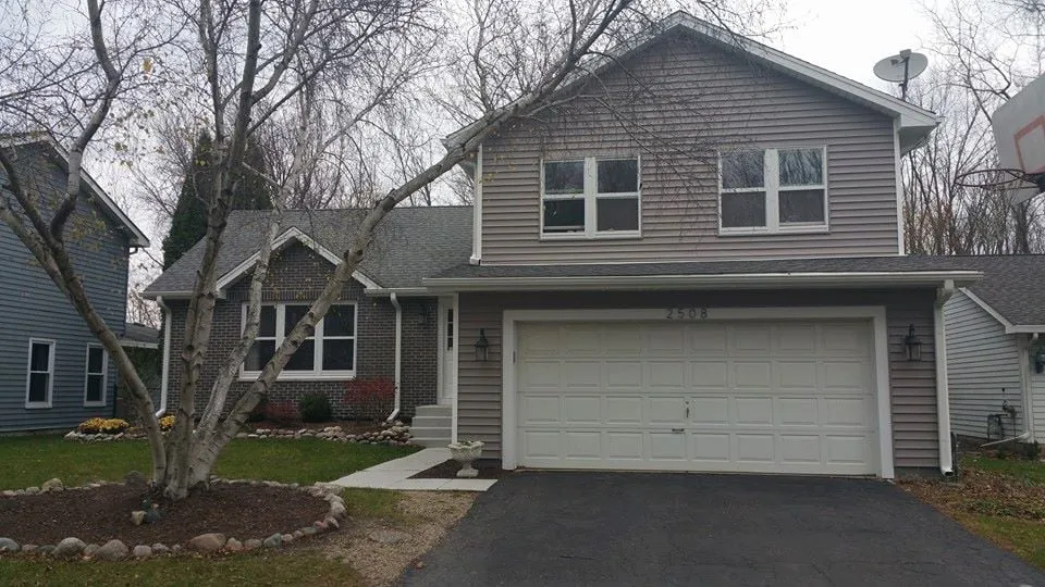 Slide of 123 Exteriors