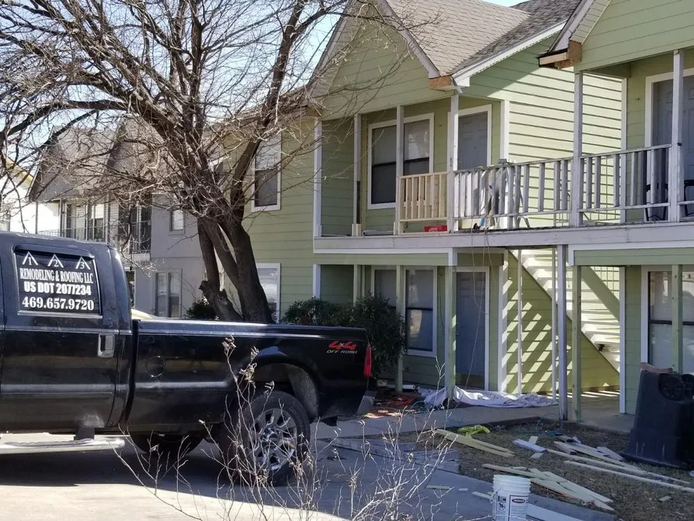 Slide of 123 Remodeling and Roofing