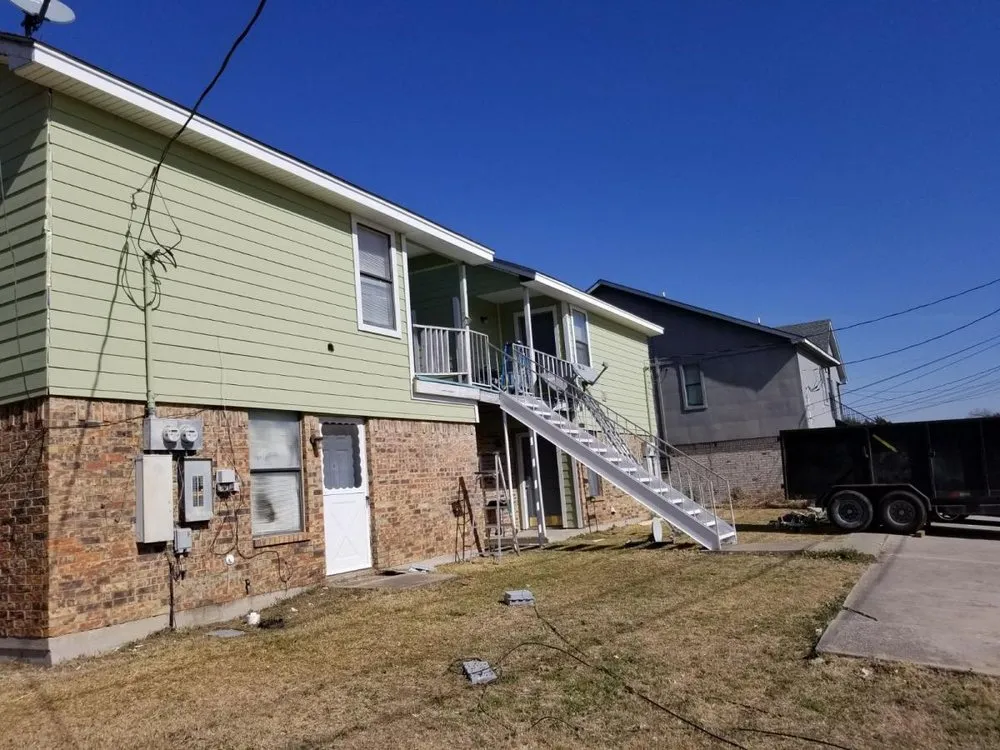 Slide of 123 Remodeling and Roofing