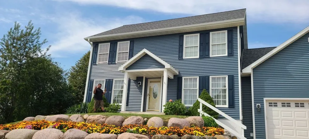 Slide of 1303 Construction