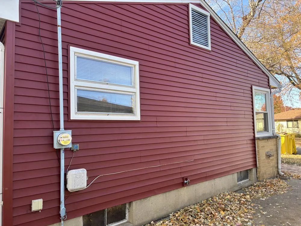 Reliable roof leak repair experts serving Sullivan Township, IL - 1600 Contracting