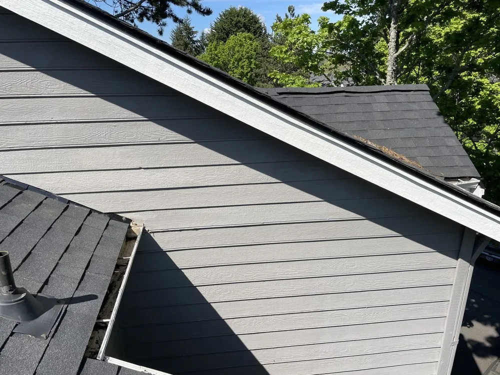 Slide of 1812 Exterior solutions