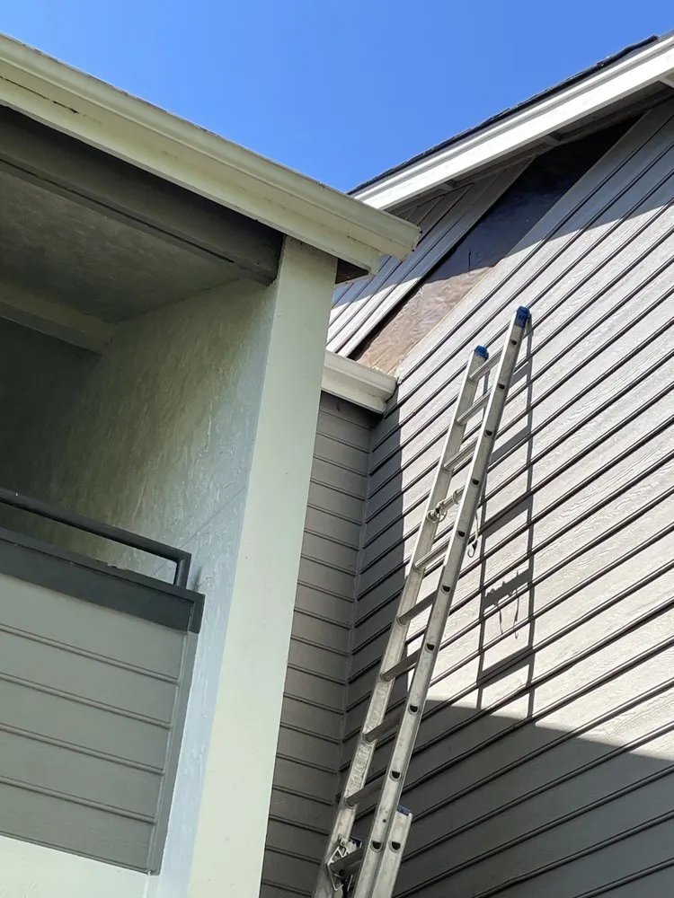 Slide of 1812 Exterior solutions