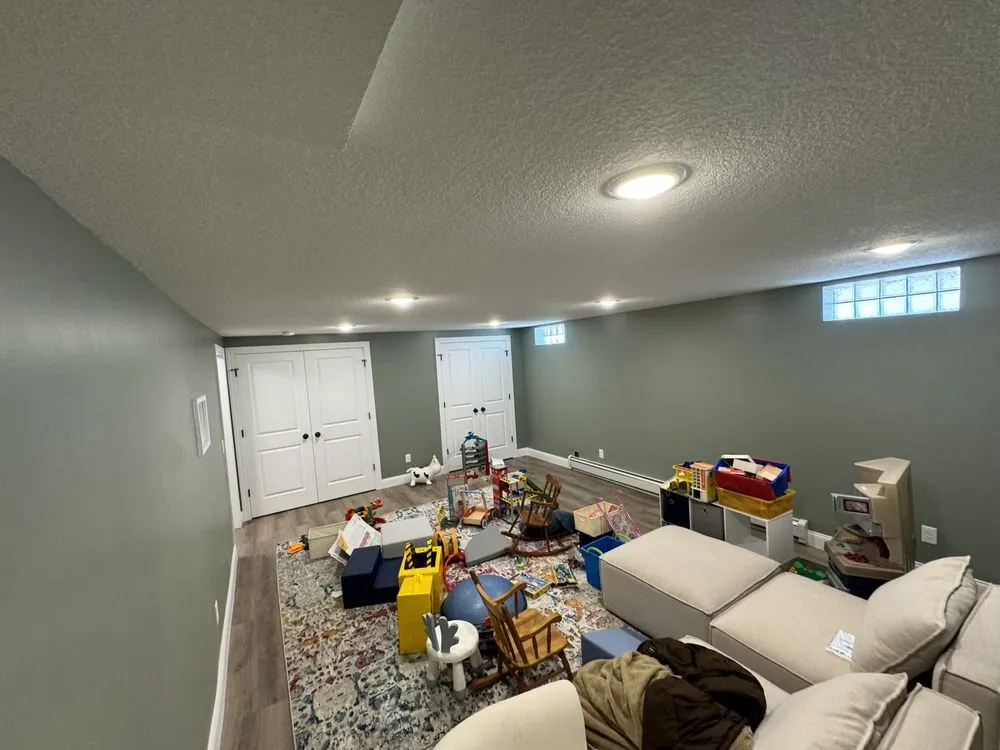 Slide of 1st Call Construction & Exteriors