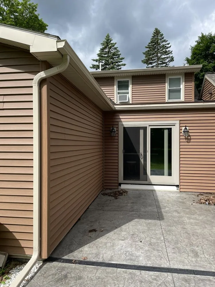 Slide of 1st Choice General Contracting