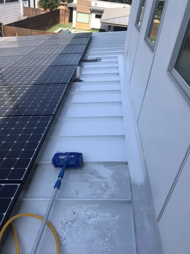 Slide of 1st Choice Softwash Solutions