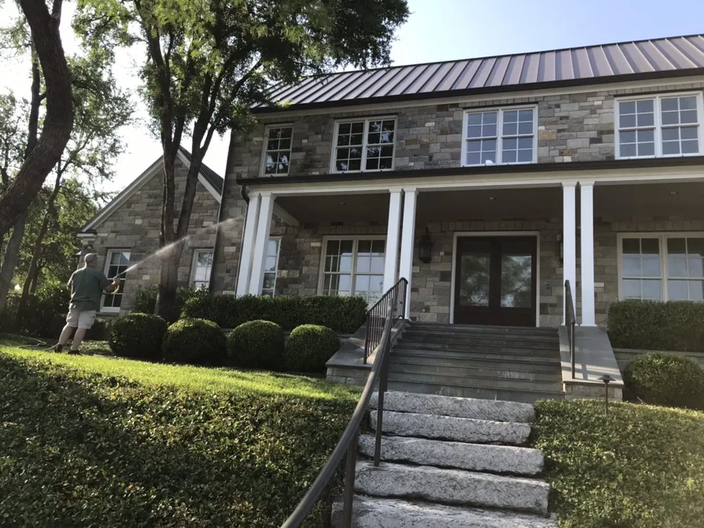 Slide of 1st Choice Softwash Solutions