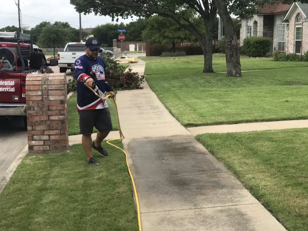 Slide of 1st Choice Softwash Solutions