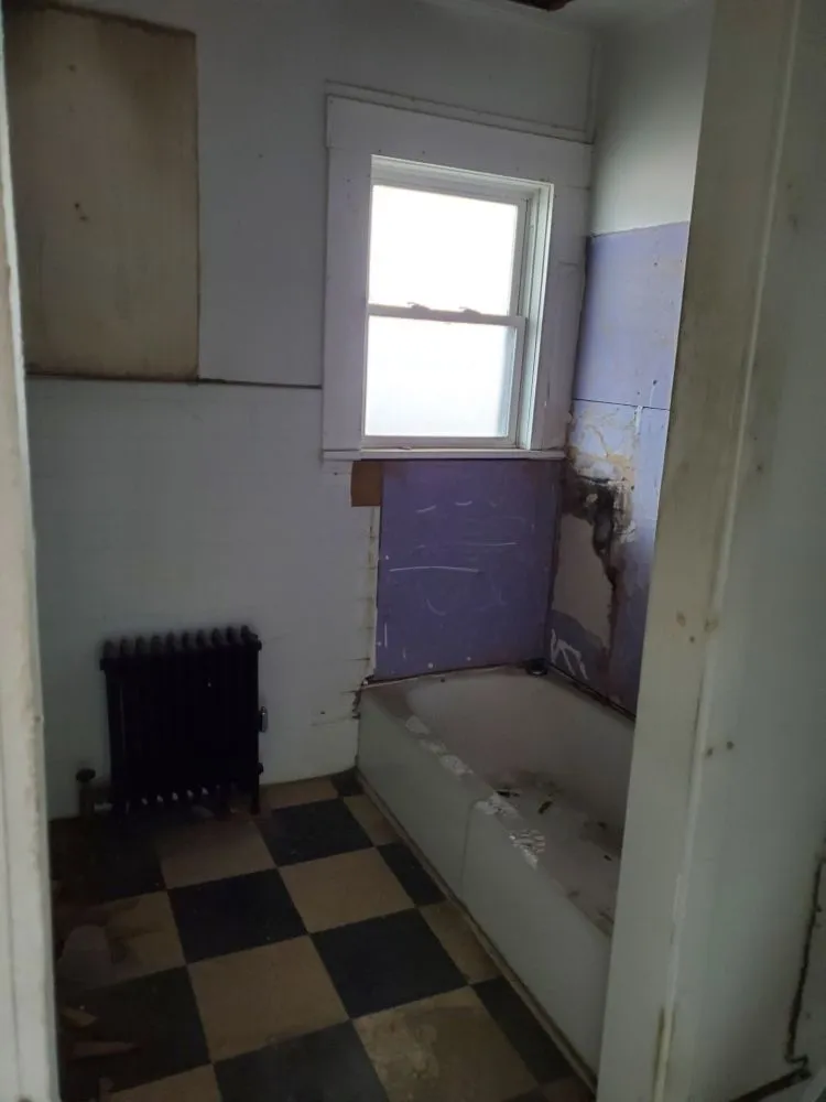 Slide of 1st NH Roofing