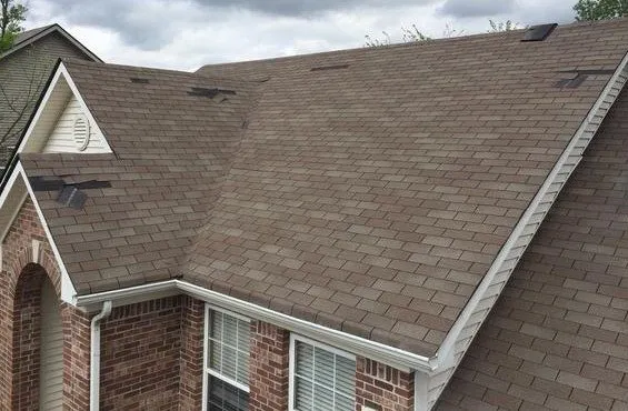 Slide of 1st Place Roofing