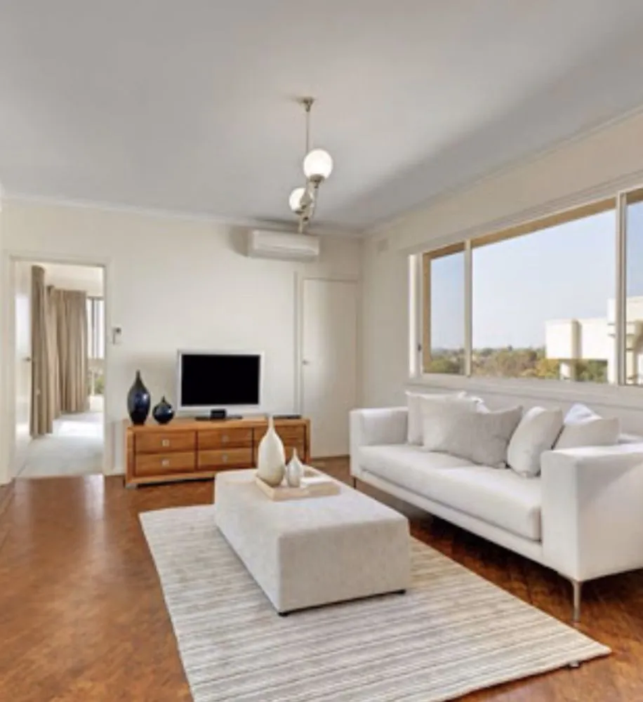 Slide of 1st Shop Shrop