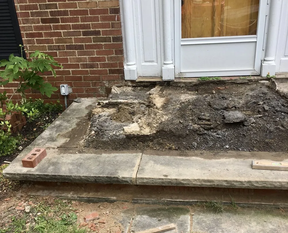 Slide of 1st Shop Shrop