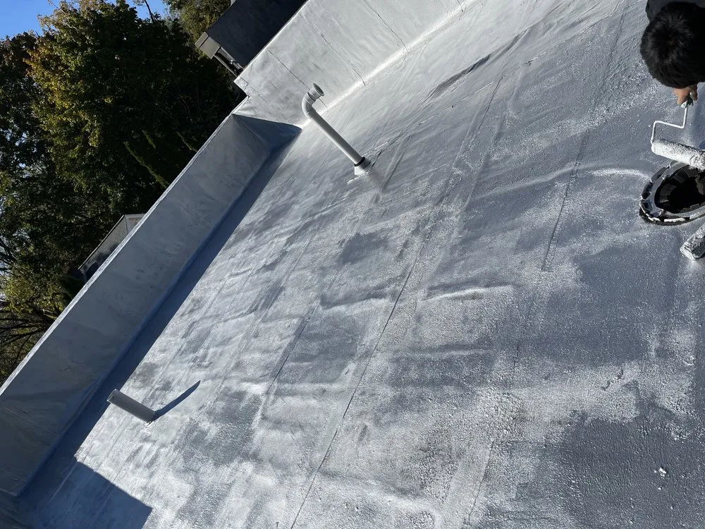 Slide of 2 AM Roofing and General Construction