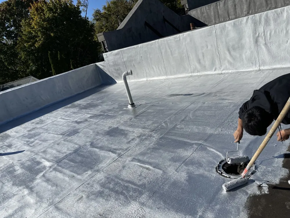 Slide of 2 AM Roofing and General Construction