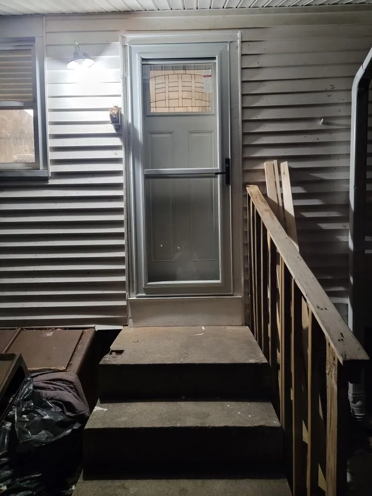 Slide of 2 Cousins Home Repair