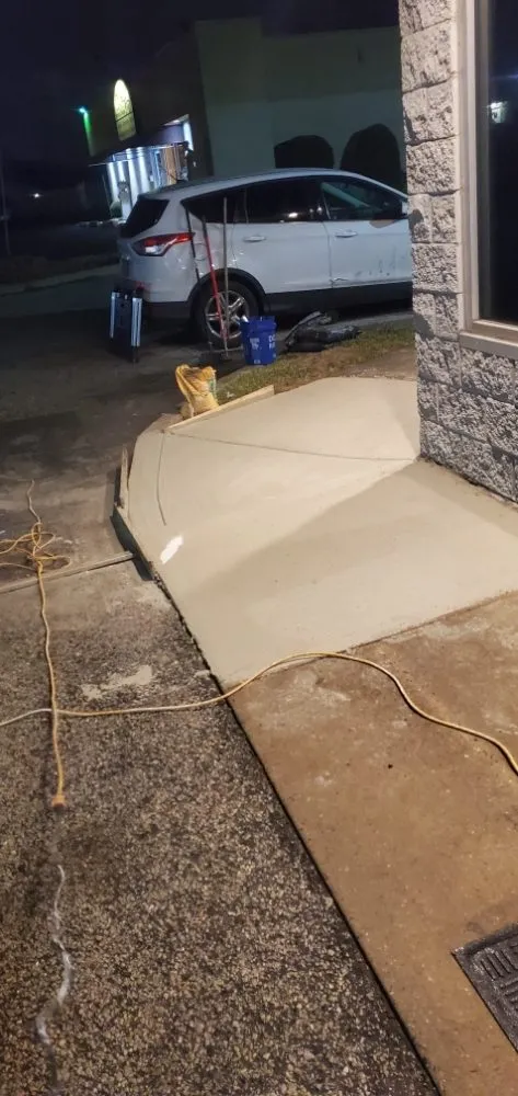 Slide of 2 Cousins Home Repair