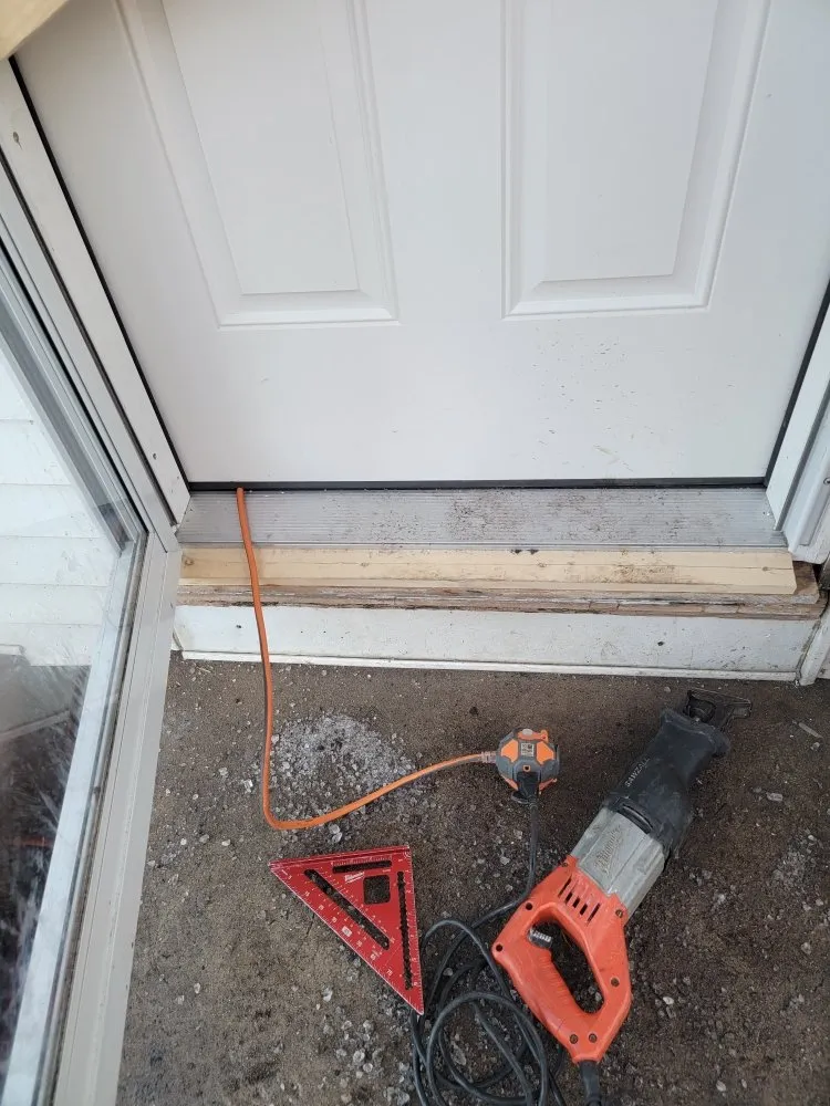 Slide of 2 Cousins Home Repair