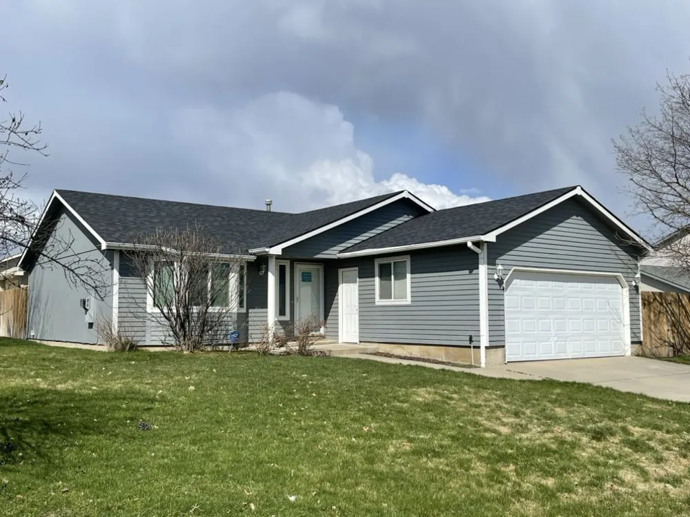 Slide of 20/20 Exteriors