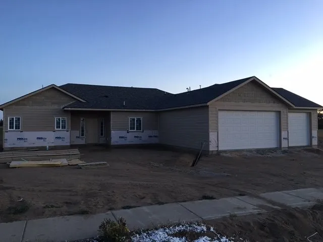 Slide of 20/20 Exteriors