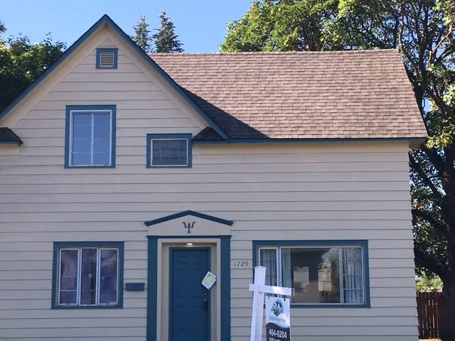 Slide of 20/20 Exteriors