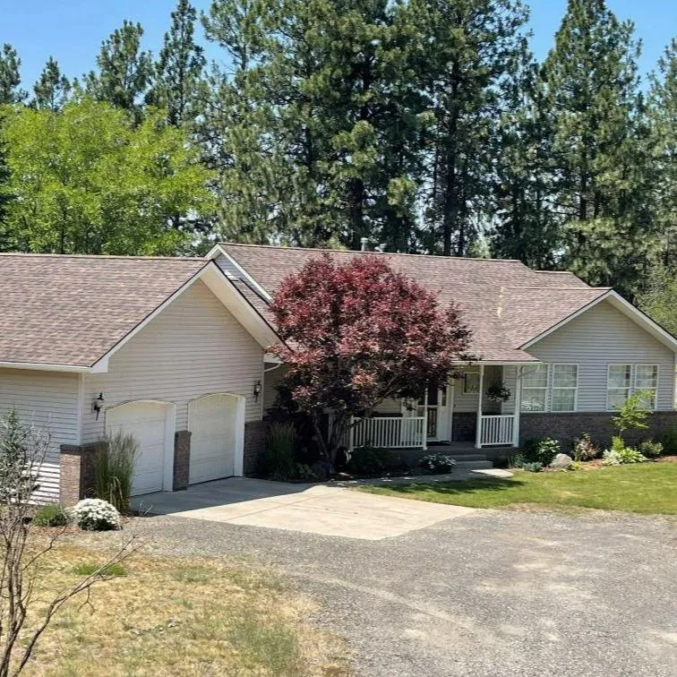 Slide of 20/20 Exteriors