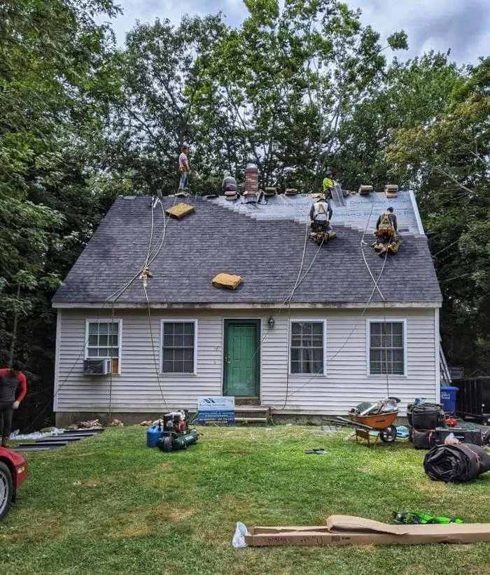 Slide of 207 Roofers