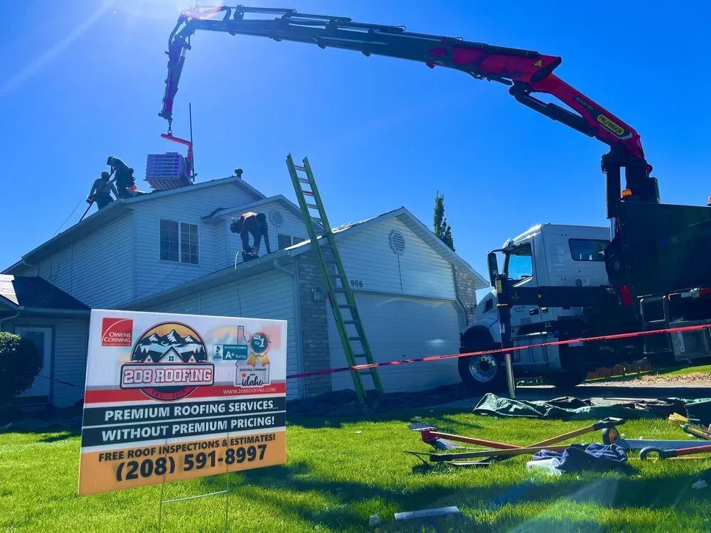 Slide of 208 Roofing