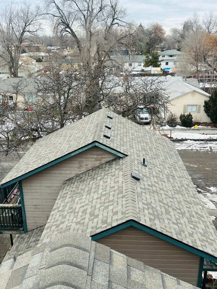 Slide of 208 Roofing