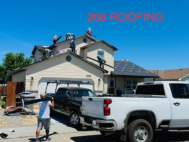Slide of 208 Roofing