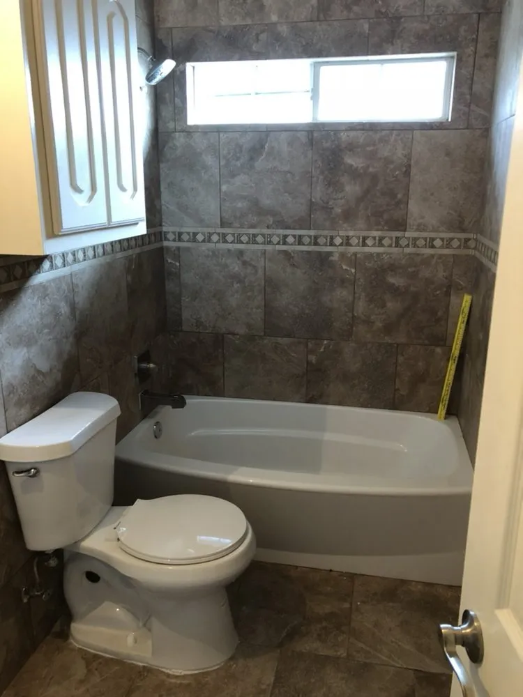 Slide of 24-7 Resoration