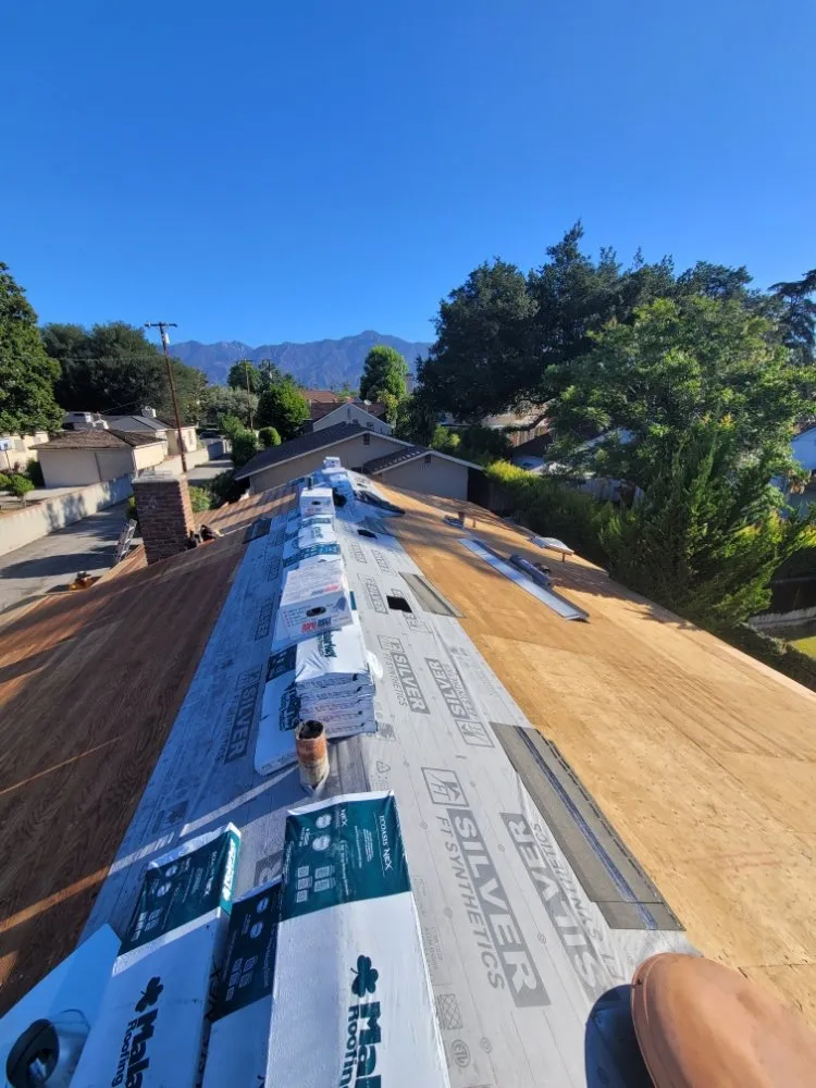 Slide of 24/7 Roofing Solutions