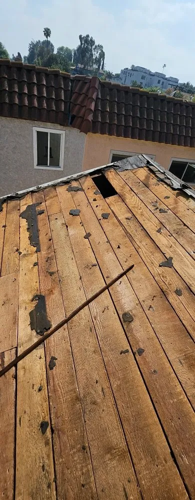 Slide of 24/7 Roofing Solutions