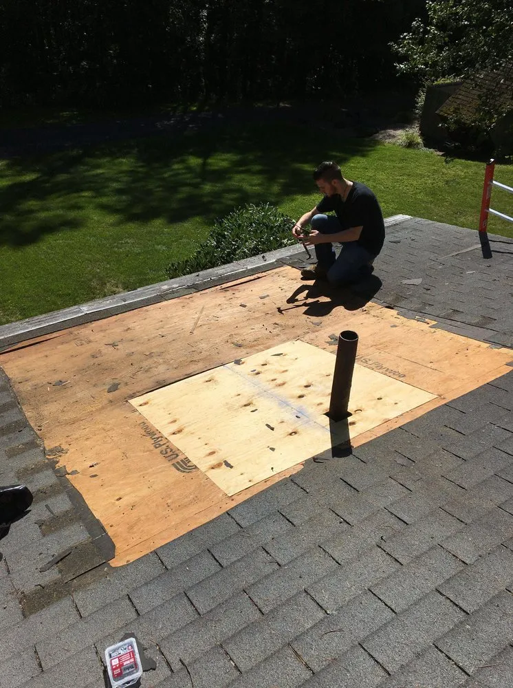 Slide of 267 East Services