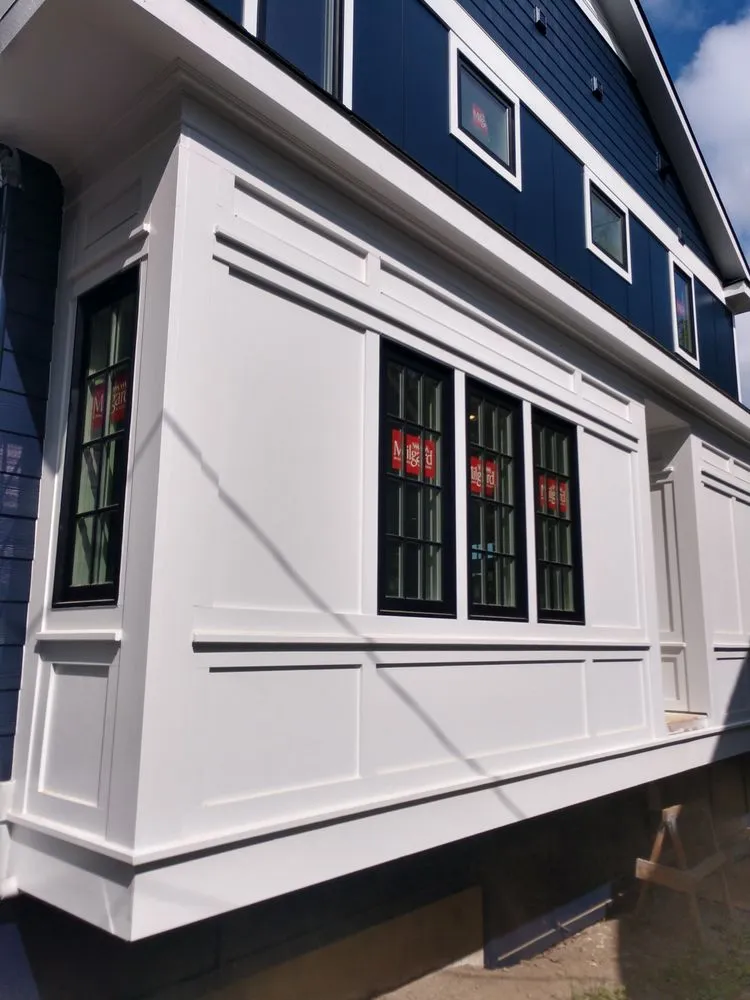 Slide of 2FL Windows & Siding